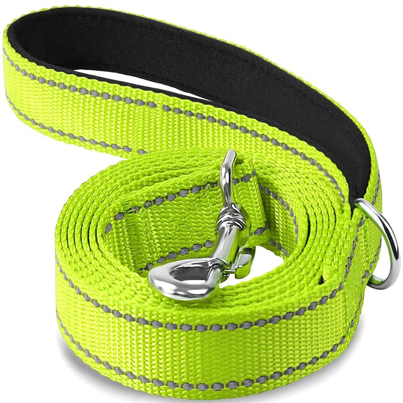 Relective dog leads, perfect day or in particular on night time walks 1.2/1.5/1.8M