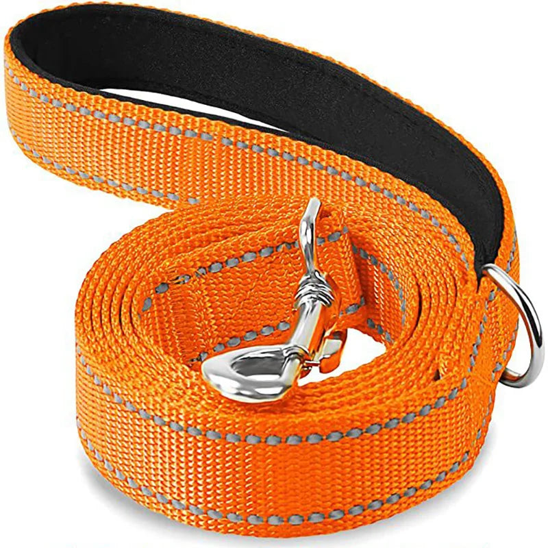 Relective dog leads, perfect day or in particular on night time walks 1.2/1.5/1.8M