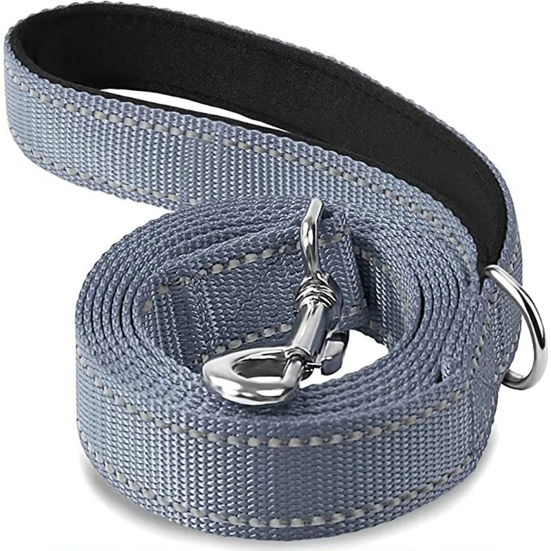 Relective dog leads, perfect day or in particular on night time walks 1.2/1.5/1.8M